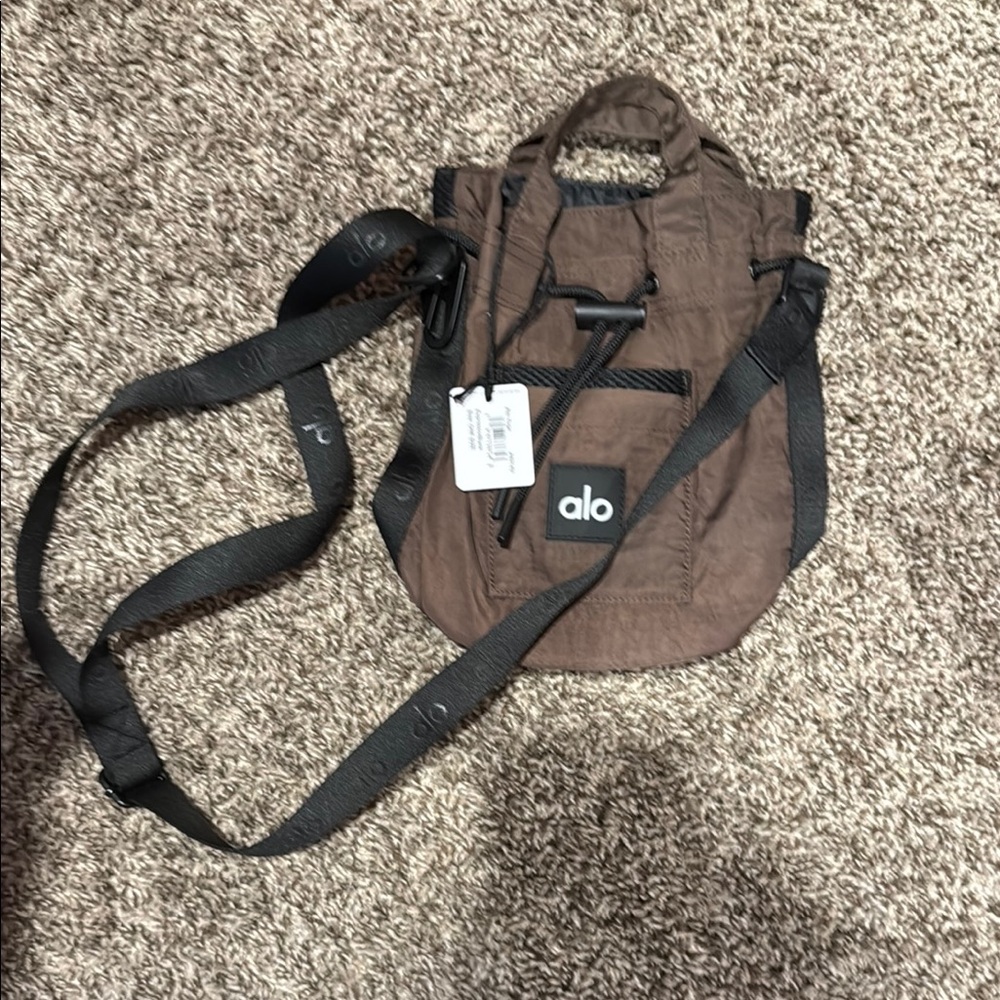 Alo Yoga espresso crossbody bucket bag
